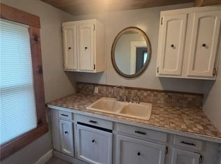 112 Hugo St, Providence, RI 02904