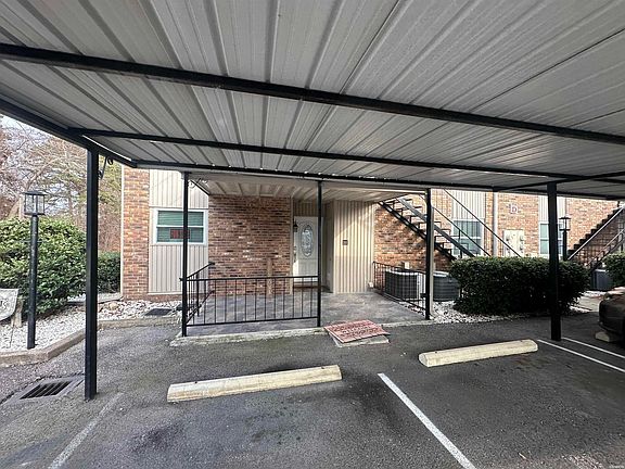 4th image of 1201 Airport Rd