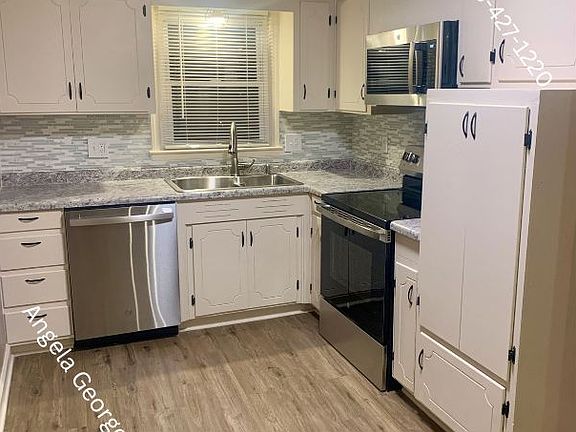 kitchen with all new appliances