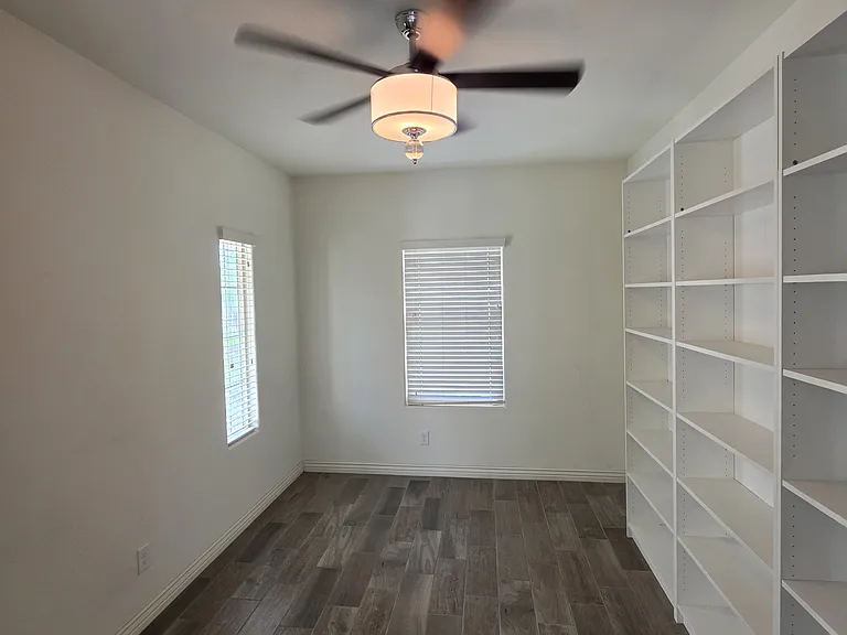 2756 E Hickory St — Photo 4