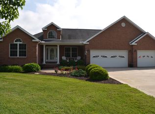 386 E Chesrown Rd, Mansfield, OH 44903