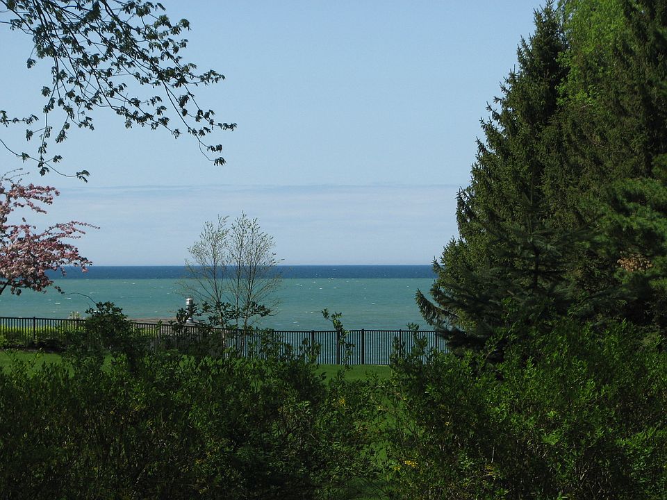 2nd image of 1258 Lake Rd