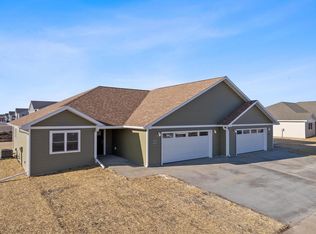 803 Roosevelt St, Baraboo, WI 53913