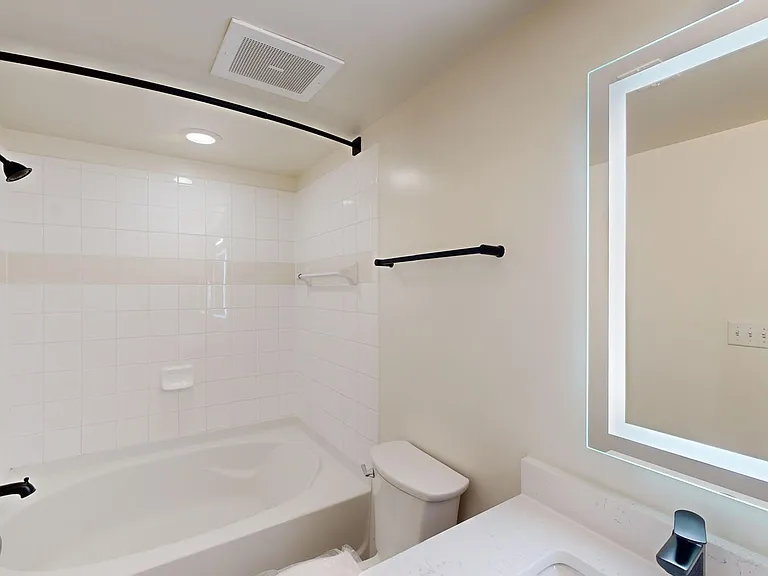 1301 Thomas Circle — Photo 47