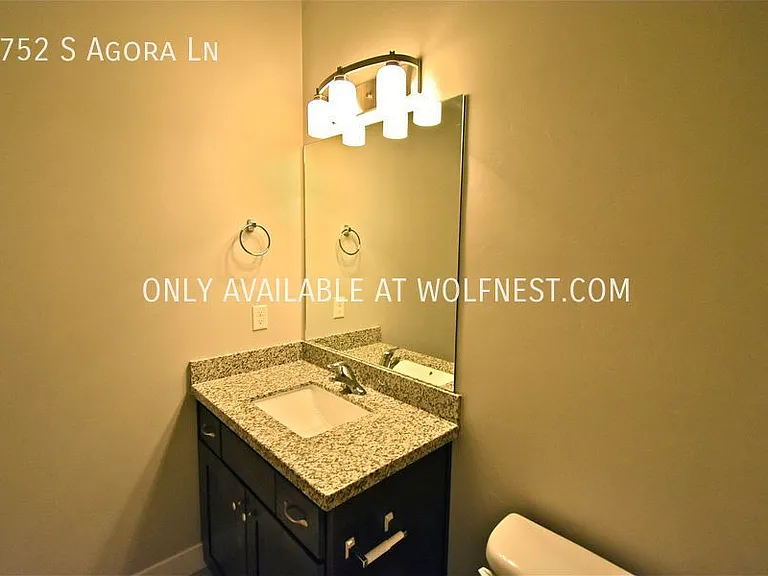 9752 S Agora Ln — Photo 17