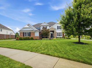 14603 Edgebrook Dr, Fishers, IN 46040