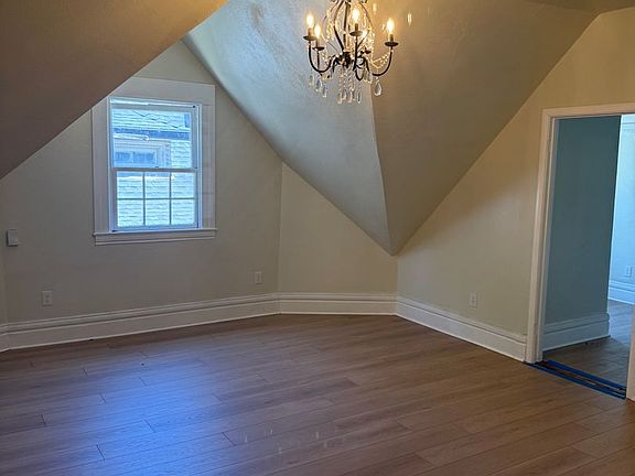 2nd image of 2210 Capitol Ave #5