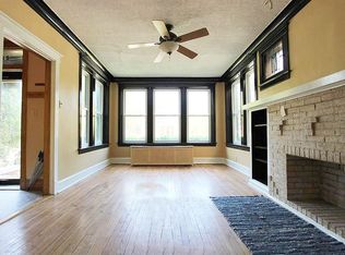 2255 W Addison St #1, Chicago, IL 60618