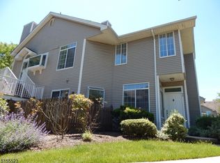 53 Birchwood Rd, Bedminster, NJ 07921