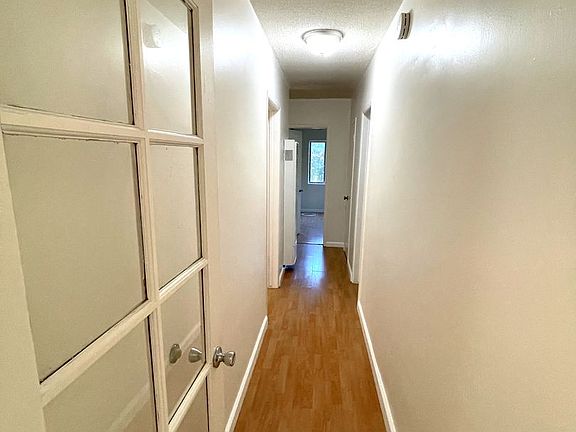 4th image of 3607 Schaefer St