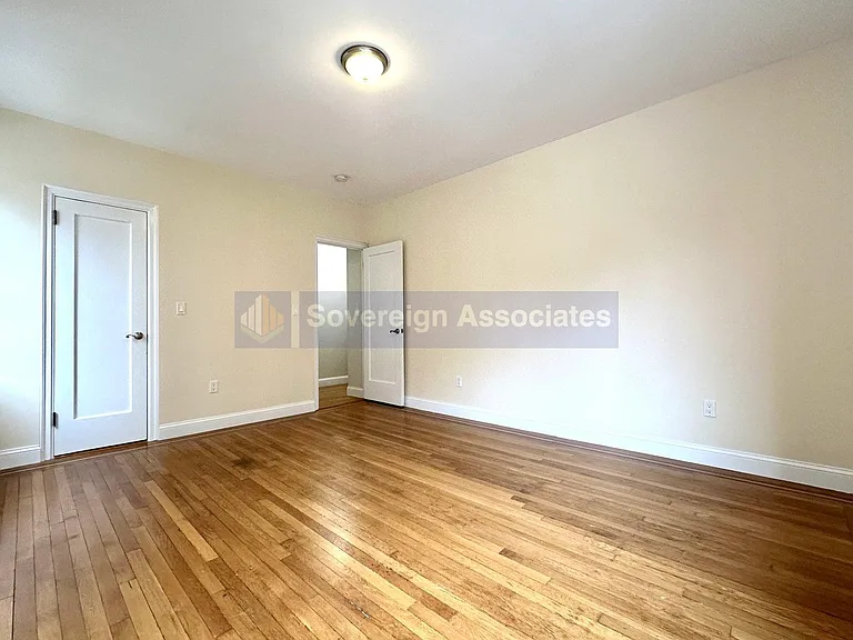 567 Fort Washington Ave #32 — Photo 5