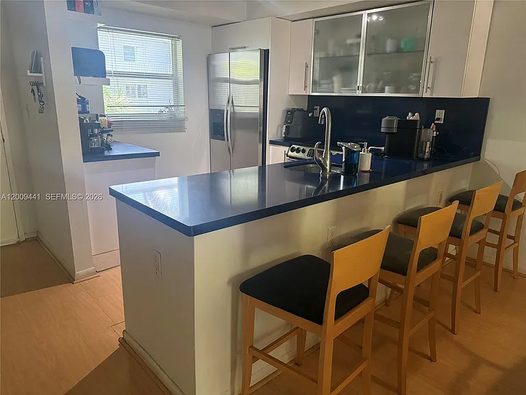 100 Edgewater Dr #236 — Photo 5