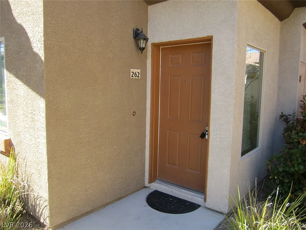 3 bed, 2.0 bath, 1262 sqft, $1,550 — Photo 4