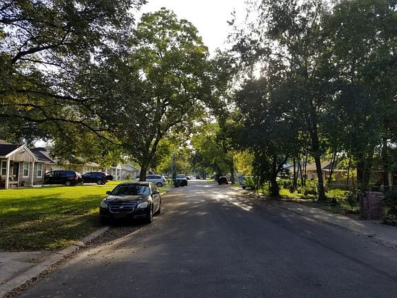 4th image of 4018 Antoinette St