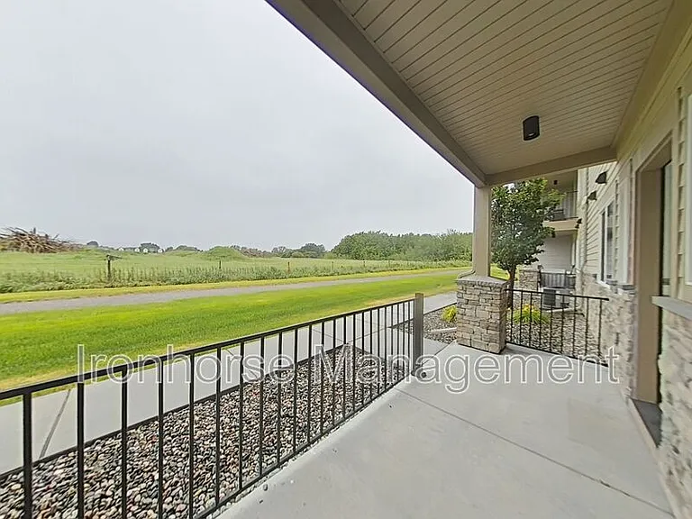 2930 Warbler Way #B — Photo 19