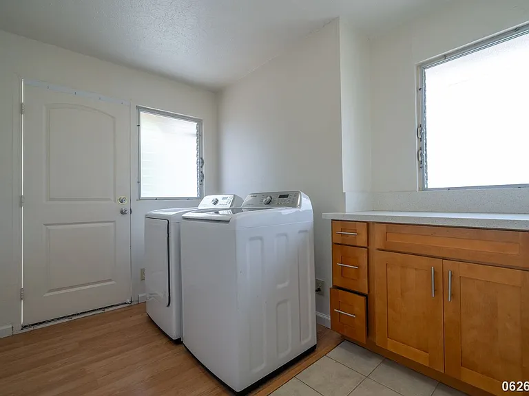 1725 Olona Ln — Photo 15