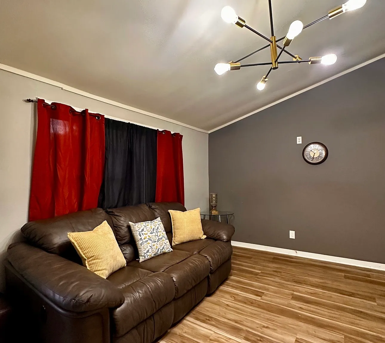 2 bed, 840 sqft, $1,450 — Photo 4