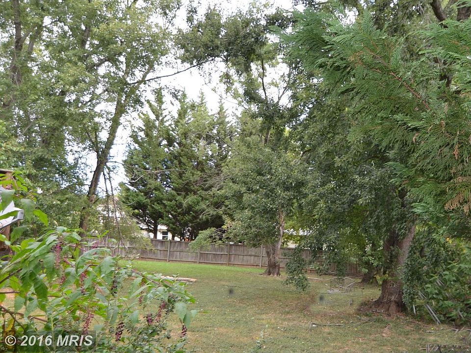 2nd image of 2619 Armada St