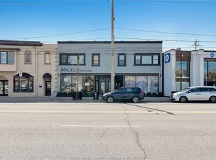 4667 Wyandotte St E, Windsor, ON