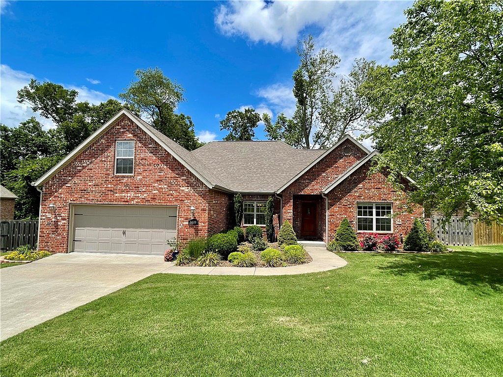 6609 W Cambridge Ave, Cave Springs, AR 72718 Zillow