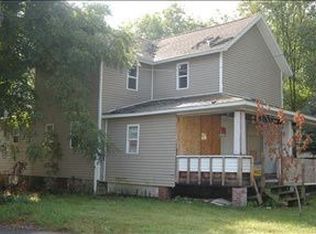 708 S Main St, Three Rivers, MI 49093