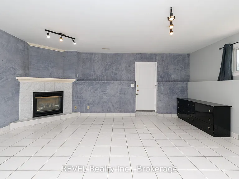 7470 Alex Ave #BASEMENT — Photo 6