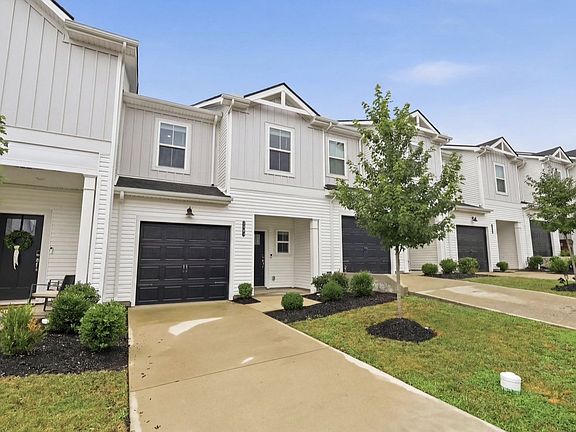 2nd image of 4544 Skywood Ln