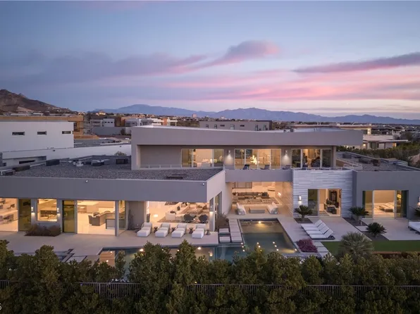 19 Flying Cloud Ln, Summerlin, NV 89135