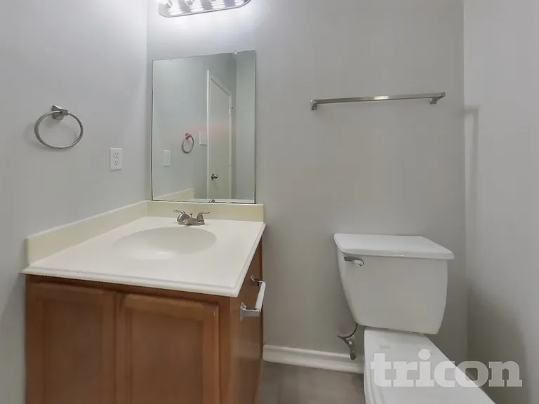 12809 Carpenter Ln — Photo 18