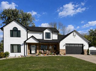 1836 Oshkosh St, New London, WI 54961