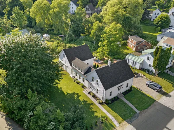 17 Green Street, Thomaston, ME 04861