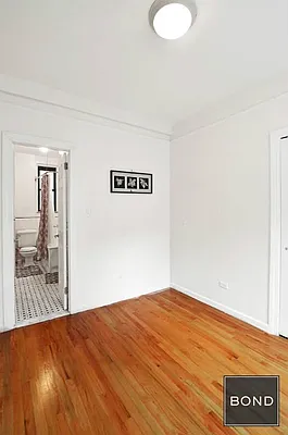 Rented by Bond New York | media 16