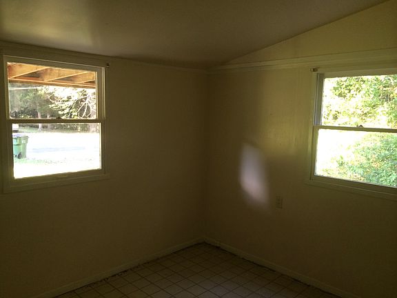 3rd image of 5913 Ullswater Ave