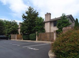 1121 Turkey Foot Rd APT 2, Lexington, KY 40502