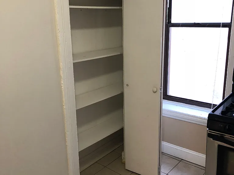 131 Lafayette Ave #3 — Photo 6