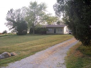 1826 County Road 675e, Bethany, IL 61914