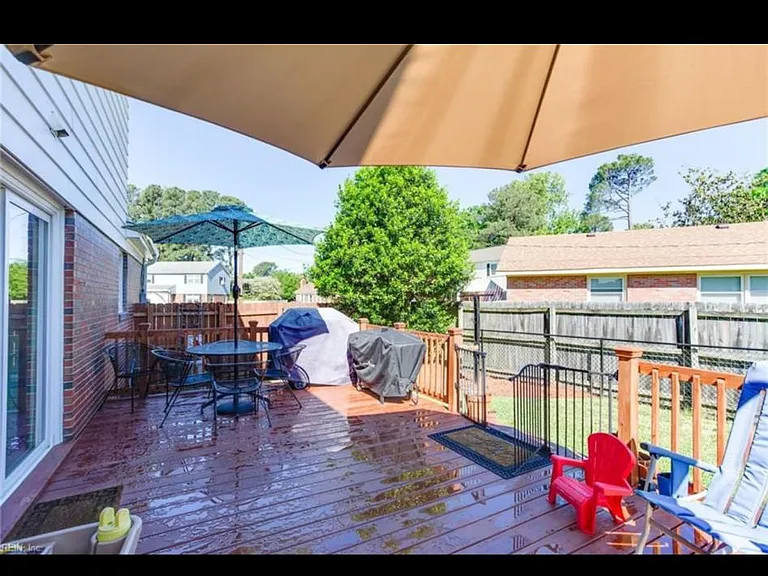 3708 Goose Bay Dr — Photo 5