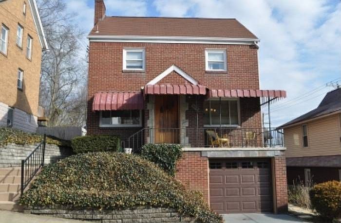 604 Dick St