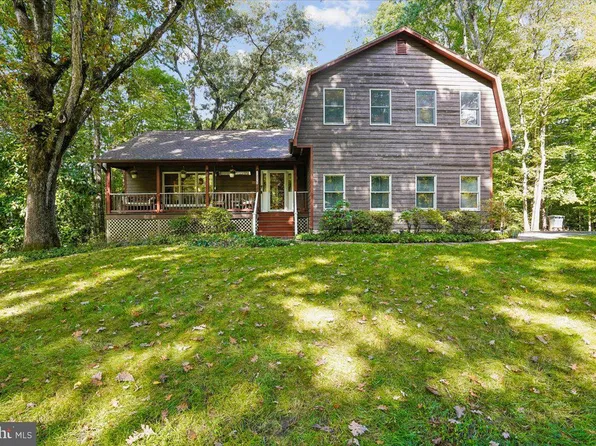 7213 Clifton Rd, Clifton, VA 20124