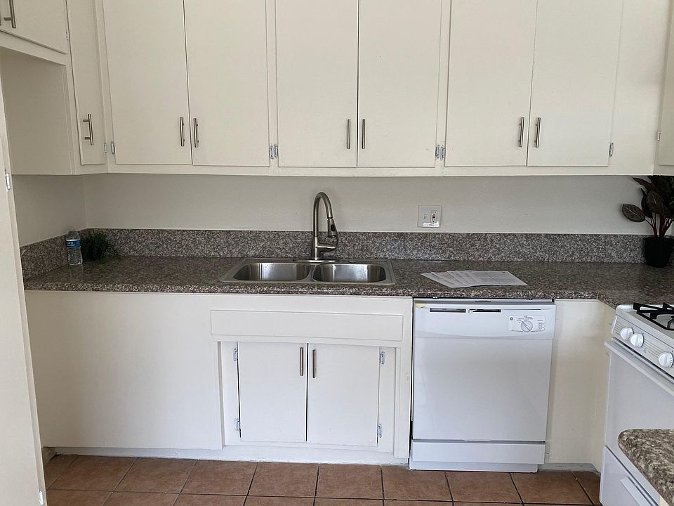 1st image of 14725 Titus St #25