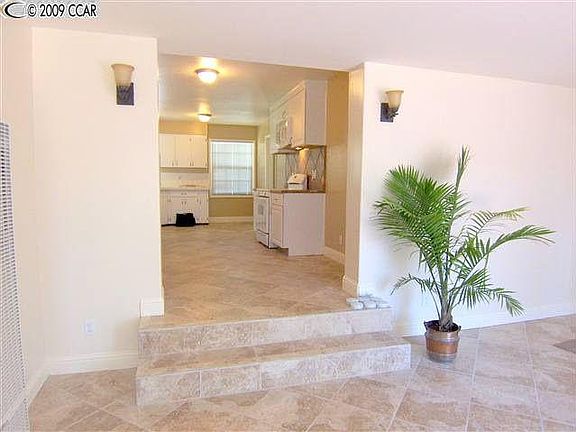 Open concept kitchen and living room design