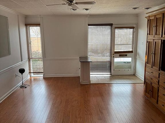 3rd image of 2633 Fort Farnsworth Rd #268