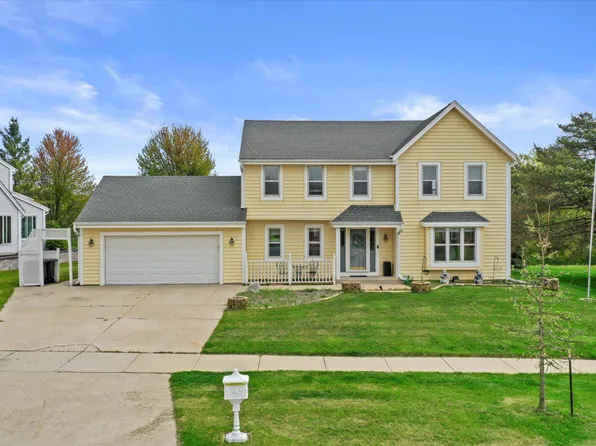 6860 South Tumblecreek DRIVE, Franklin, WI 53132