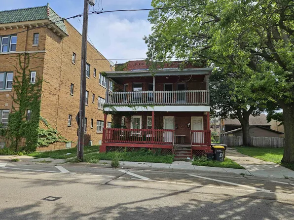 210 S 6th St, Rockford, IL 61104