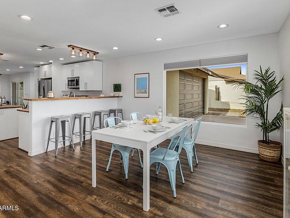 3rd image of 2330 E PEBBLE BEACH Drive