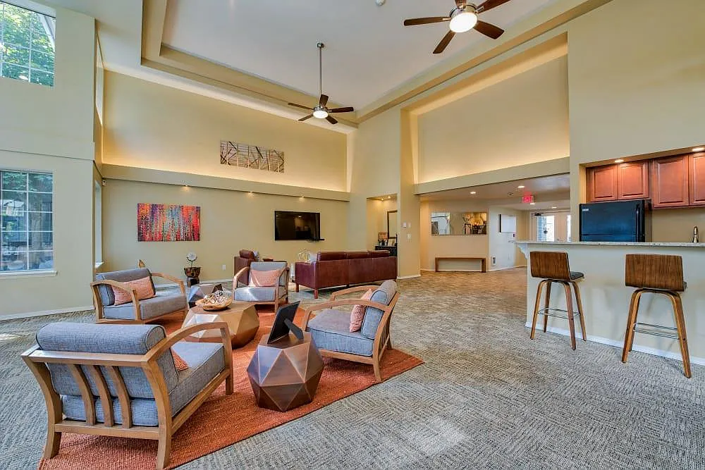 Arbor Square Apartments — Photo 2