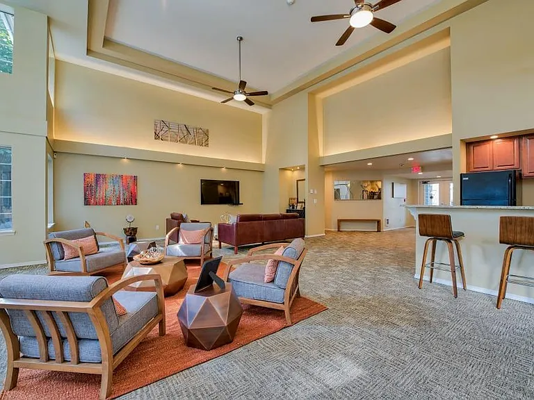 Arbor Square Apartments — Photo 2