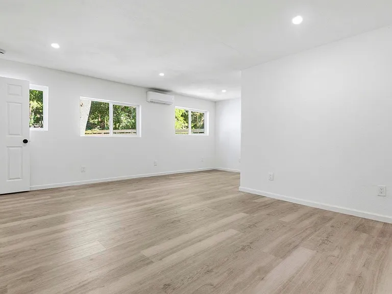 2836 Kilkare Rd — Photo 8