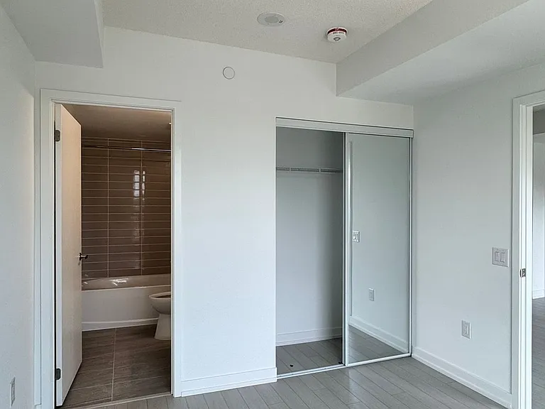 4010 Eglinton Ave W #417 — Photo 24