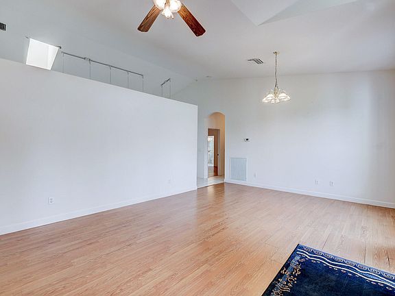 5th image of 5857 NW Dunmore Avenue